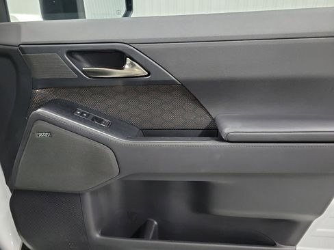 Used 2024 Lexus GX 550 w/ Cold Area Package image 16