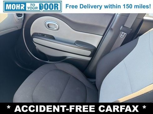 Used 2017 Kia Soul image 25