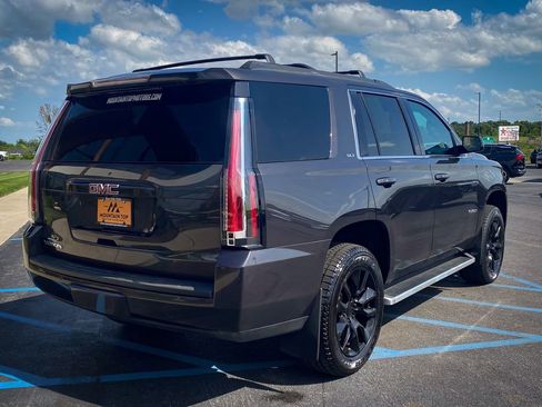 Used 2016 GMC Yukon SLT w/ Open Road Package AWD/4WD image 11