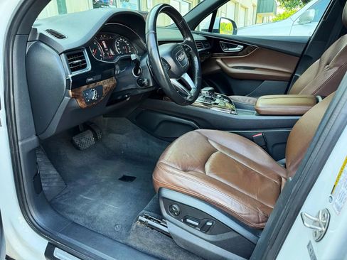 Used 2017 Audi Q7 3.0T Premium AWD/4WD image 15