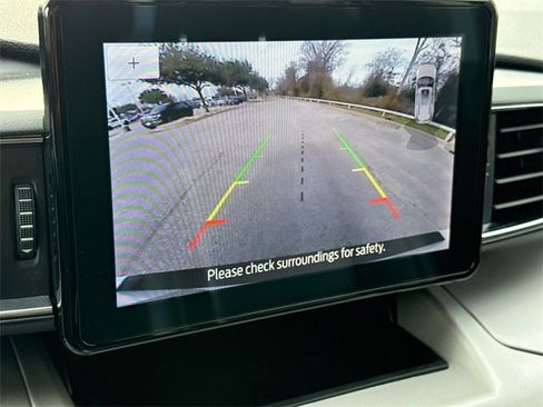 Certified 2024 Ford Explorer XLT w/ Equipment Group 202A image 26