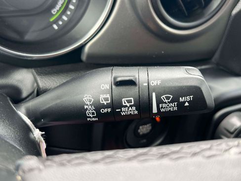 Used 2023 Jeep Wrangler Unlimited w/ Cold Weather Group AWD/4WD image 10