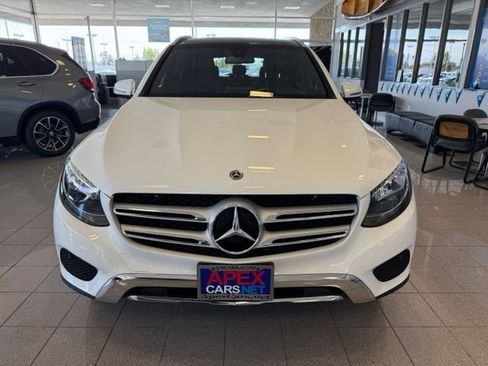 Used 2018 Mercedes-Benz GLC 300 4MATIC image 9