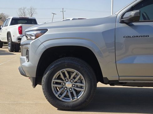 New 2026 Chevrolet Colorado LT w/ LT Convenience Package AWD/4WD image 37