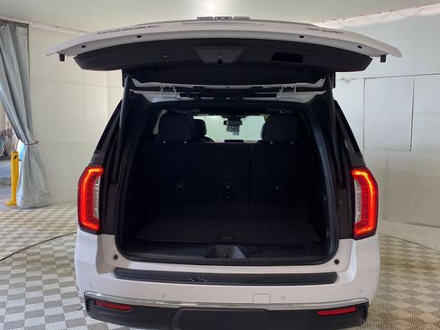 Used 2024 GMC Yukon AT4 w/ AT4 Premium Plus Package AWD/4WD image 20