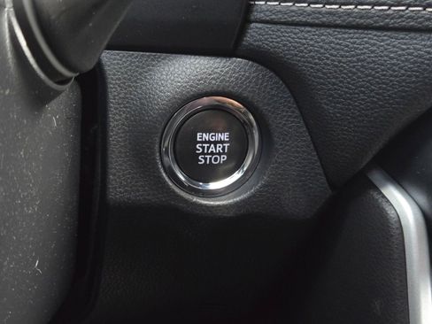 Used 2023 Toyota RAV4 XLE Premium image 19