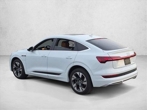 Certified 2021 Audi e-tron Premium AWD/4WD image 7