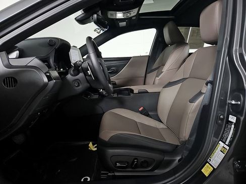 Used 2025 Lexus ES 350 w/ Premium Package image 15