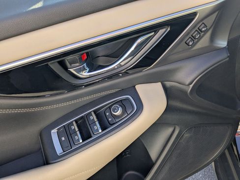 Used 2022 Subaru Outback Limited XT image 15