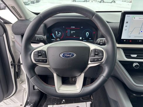 Used 2025 Ford Explorer Active w/ Active Comfort Package image 29
