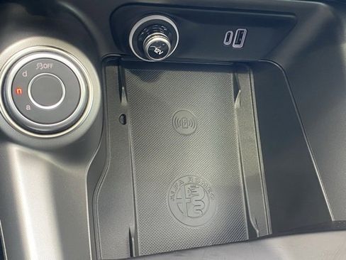 Used 2024 Alfa Romeo Tonale Ti image 28