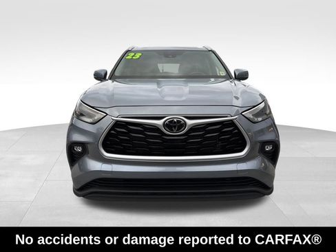 Used 2023 Toyota Highlander L image 2