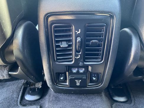 Used 2018 Jeep Grand Cherokee High Altitude AWD/4WD image 30