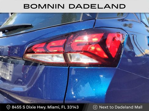 Used 2023 Chevrolet Equinox LS image 7