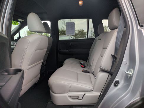 Used 2023 Honda Passport EX-L image 15