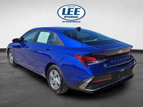 Certified 2026 Hyundai Elantra SE FWD image 5