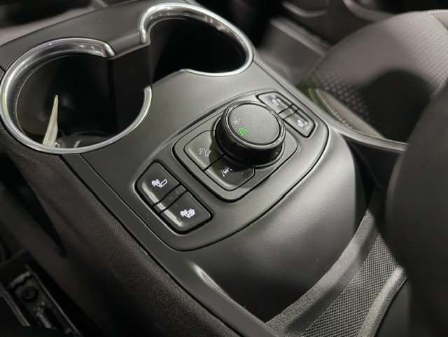 Certified 2024 GMC Terrain SLE w/ Driver Convenience Package FWD image 13