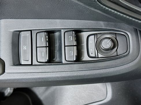 Used 2024 Subaru Crosstrek 2.0i Premium image 15