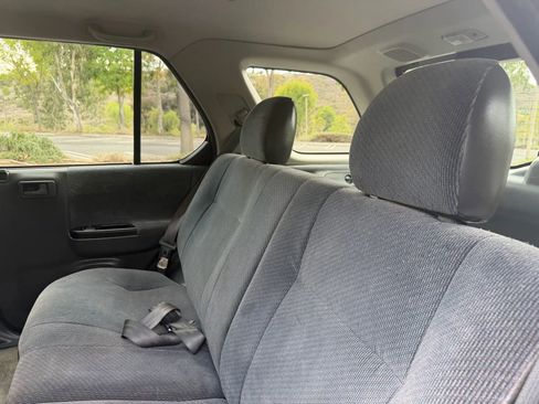 Used 2001 Honda Passport EX image 14