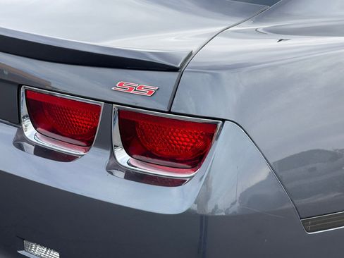 Used 2011 Chevrolet Camaro SS w/ RS Package RWD image 11