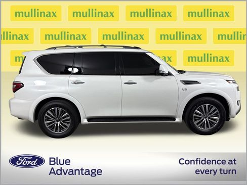 Used 2021 Nissan Armada SL w/ Captain's Chairs Package RWD image 2
