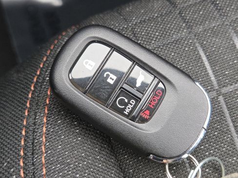 Certified 2024 Honda HR-V Sport image 32