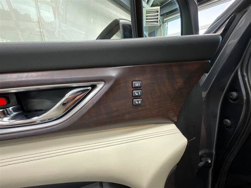Used 2019 Subaru Ascent Touring w/ Popular Package #3 AWD/4WD image 26