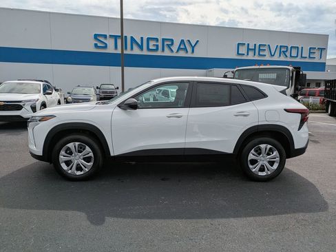 New 2026 Chevrolet Trax LS w/ Driver Confidence Package image 7