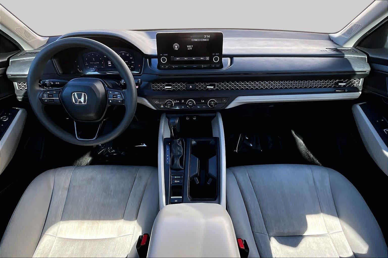 Used 2023 Honda Accord EX image 15