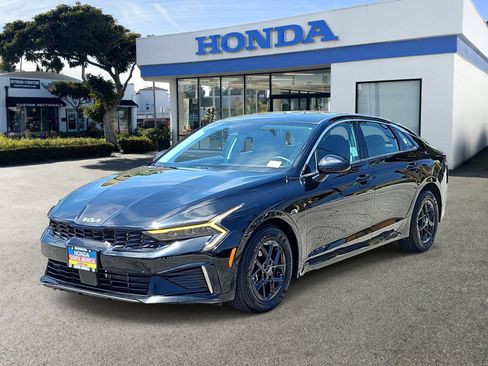 Used 2025 Kia K5 LXS FWD image 1