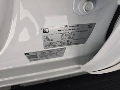 Used 2023 GMC Sierra 1500 AT4 w/ AT4 Premium Package image 15