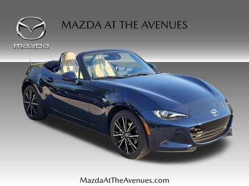 New 2026 MAZDA MX-5 Miata Grand Touring image 3