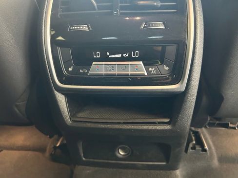 Used 2024 BMW X6 xDrive40i AWD/4WD image 31