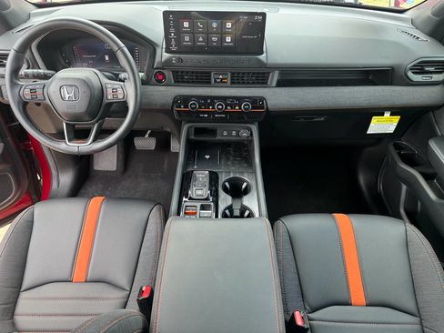 Certified 2026 Honda Passport TrailSport image 2