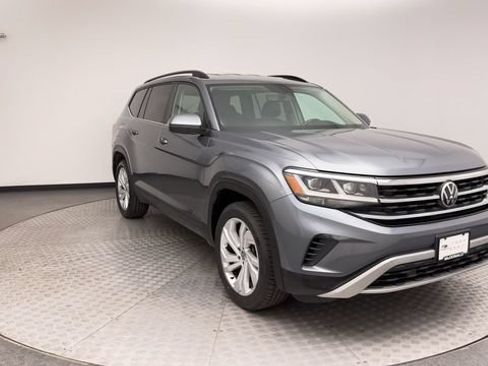 Used 2021 Volkswagen Atlas SE w/ Towing Package AWD/4WD image 8