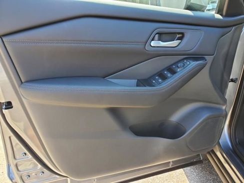 New 2026 Nissan Rogue Platinum w/ Platinum Premium Package image 19