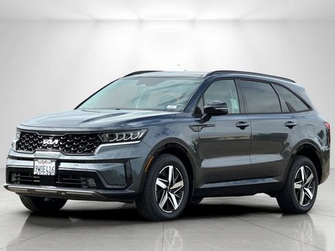 Used 2023 Kia Sorento EX w/ Panoramic Sunroof Package image 7