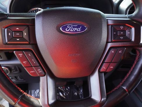 Used 2021 Ford Expedition Max Limited image 19