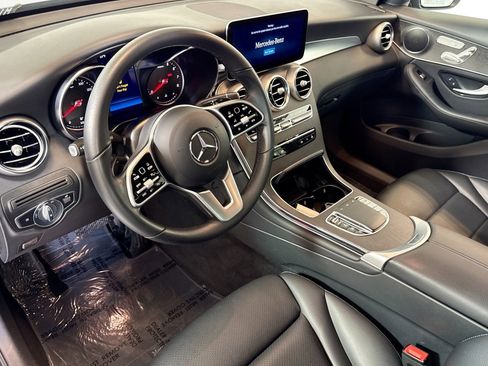 Certified 2022 Mercedes-Benz GLC 300 4MATIC image 9