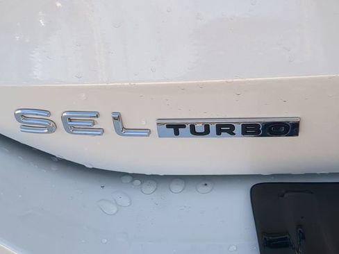 New 2026 Volkswagen Tiguan SEL R-Line AWD/4WD image 11