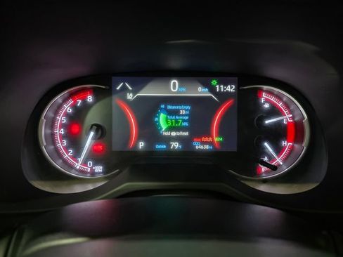 Used 2024 Toyota RAV4 XLE FWD image 17