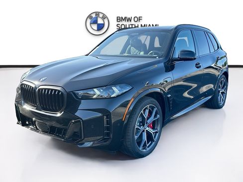 New 2026 BMW X5 xDrive50e w/ M Sport Package AWD/4WD image 2
