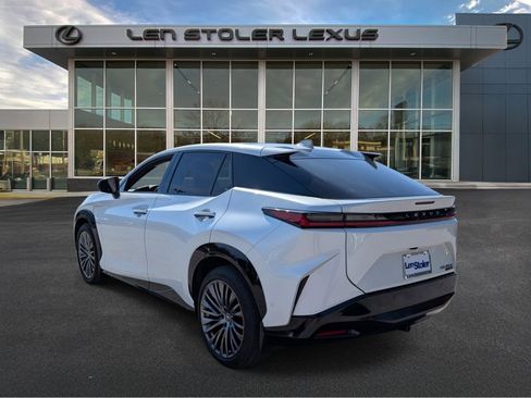 Used 2023 Lexus RZ 450e Premium w/ Accessory Package (A2) AWD/4WD image 5