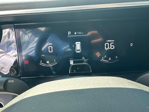 Used 2026 Hyundai Palisade SE FWD image 8