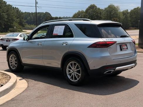 Used 2025 Mercedes-Benz GLE 350 4MATIC image 9