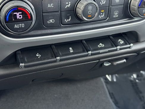 Used 2018 GMC Sierra 1500 SLT w/ SLT Premium Package image 15