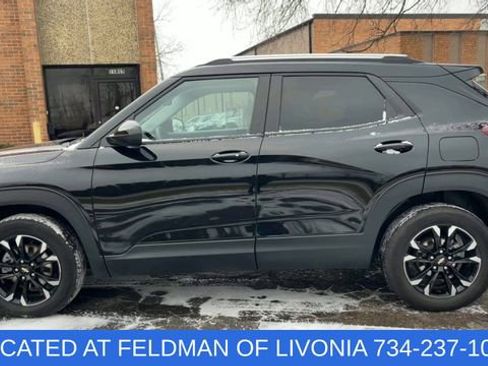 Used 2023 Chevrolet TrailBlazer LT w/ Convenience Package image 5