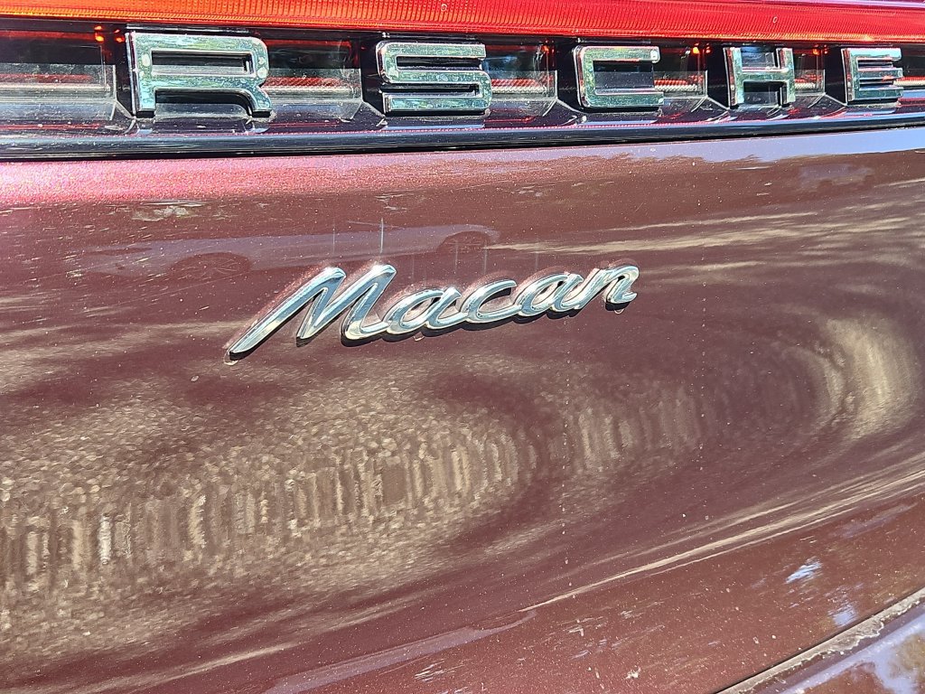 Certified 2026 Porsche Macan AWD/4WD image 13