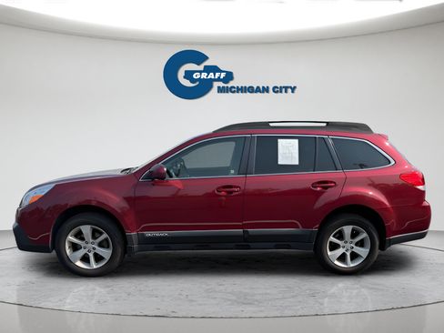 Used 2013 Subaru Outback 2.5i Premium w/ Popular Pkg 1B AWD/4WD image 2