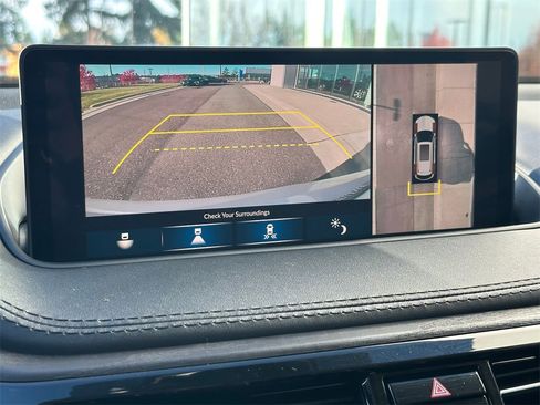 Used 2023 Acura MDX SH-AWD w/ Advance Package image 27